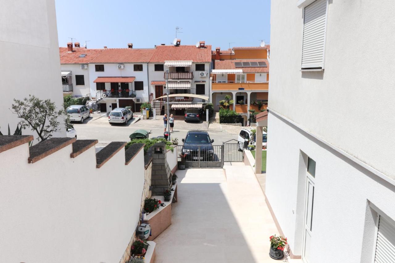 Apartment Vlado เวอร์ซาร์ ภายนอก รูปภาพ