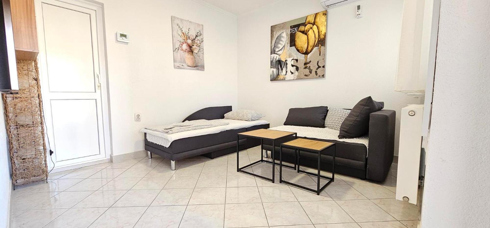 Apartment Vlado เวอร์ซาร์ ภายนอก รูปภาพ